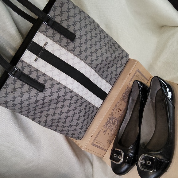 Michael Kors Morgan Medium center stripe zippered top tote saffiano leather - Picture 2 of 5